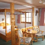 Panorama-hotel Winklerhof Holzgau
